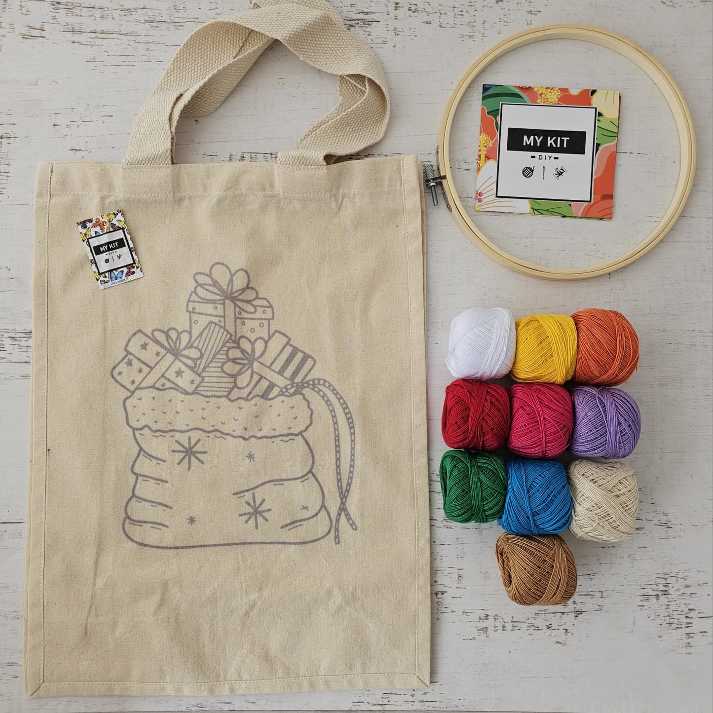 ¡ESPECIAL NAVIDAD! Kit bolso para bordar navideño