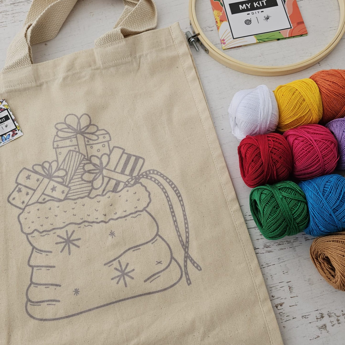 ¡ESPECIAL NAVIDAD! Kit bolso para bordar navideño