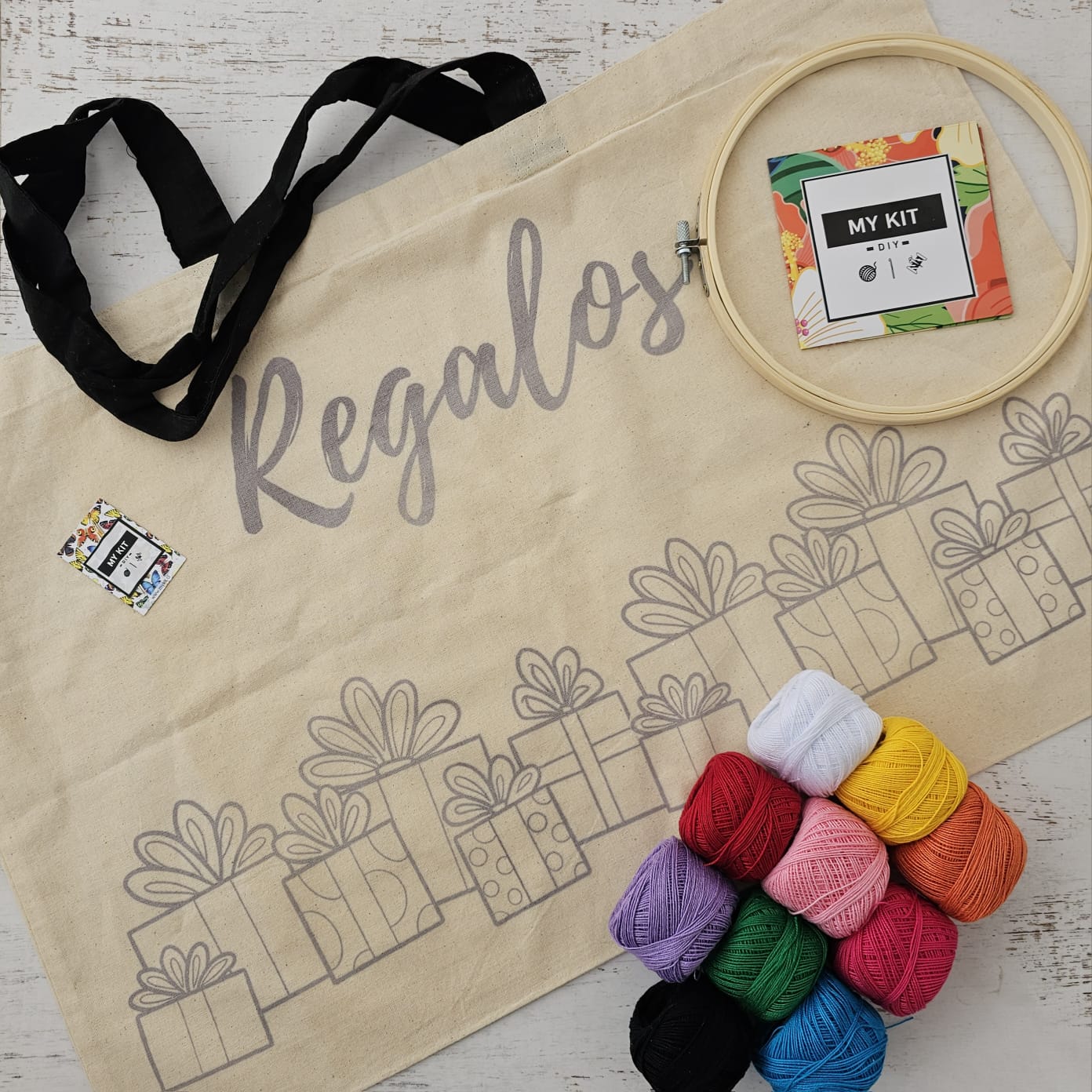 ¡ESPECIAL NAVIDAD! Kit para bordar bolso para llevar los regalos