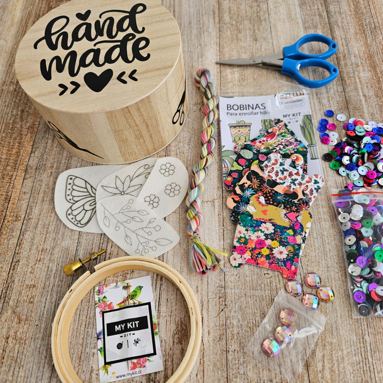 Kit cajita de madera con materiales para tu colección