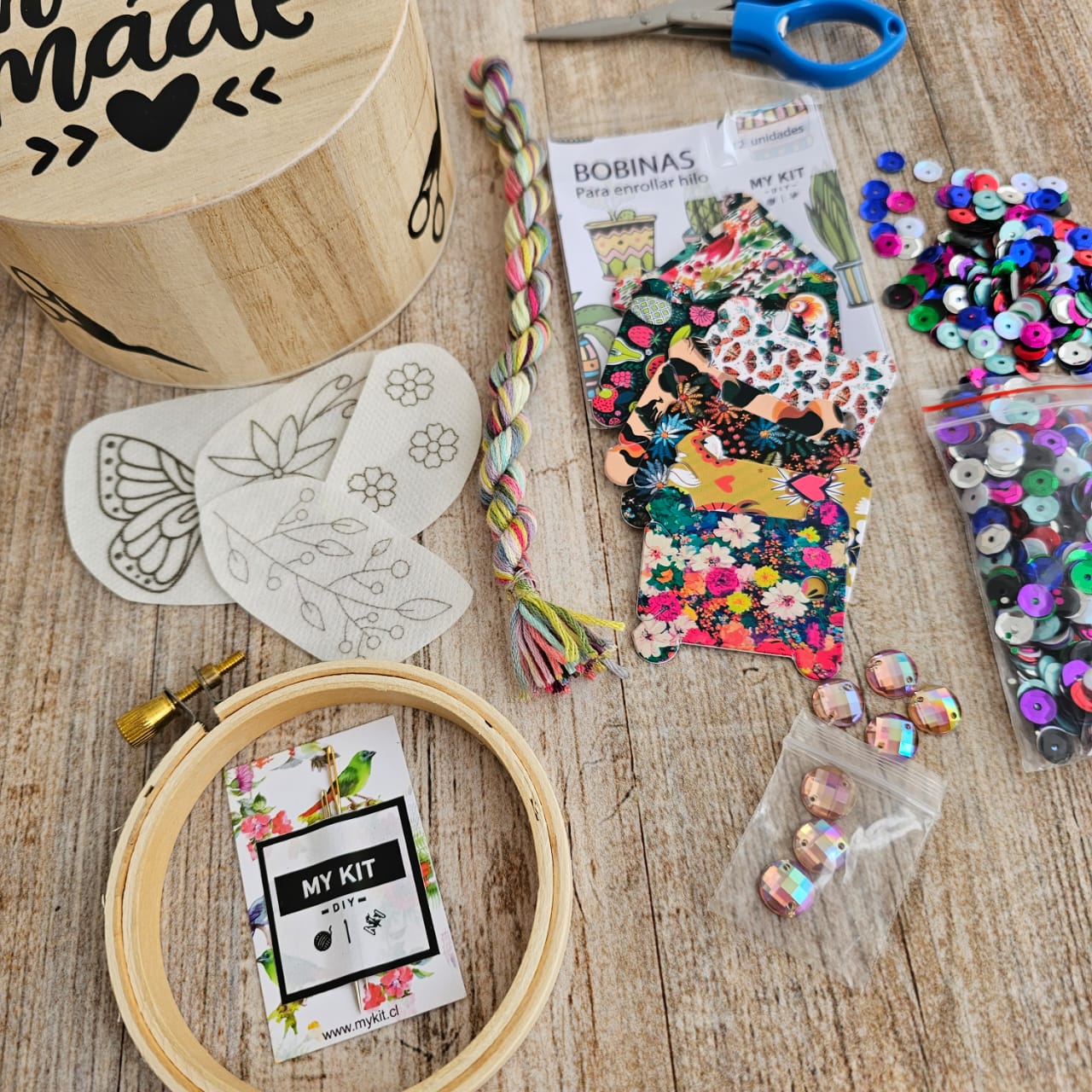Kit cajita de madera con materiales para tu colección