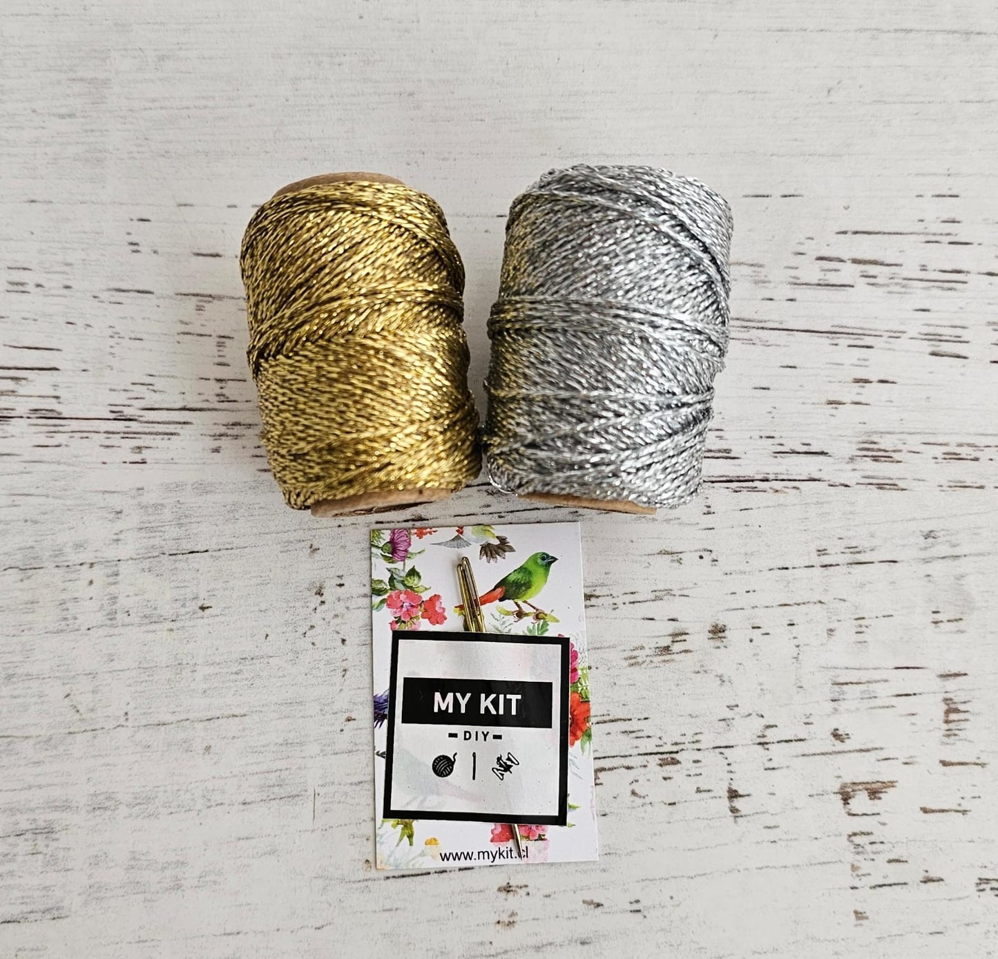Kit hilo brillante dorado y plateado