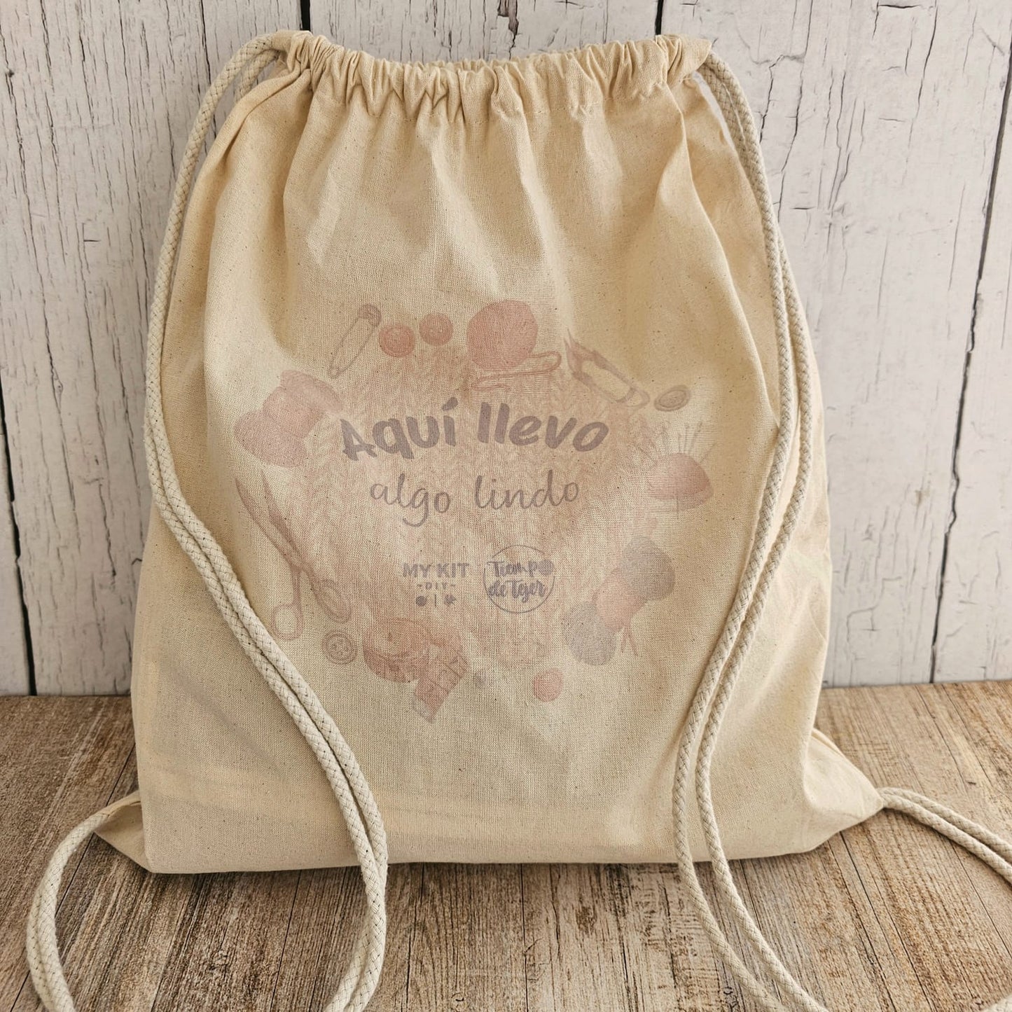 Kit Cojines tejidos y bordados flores