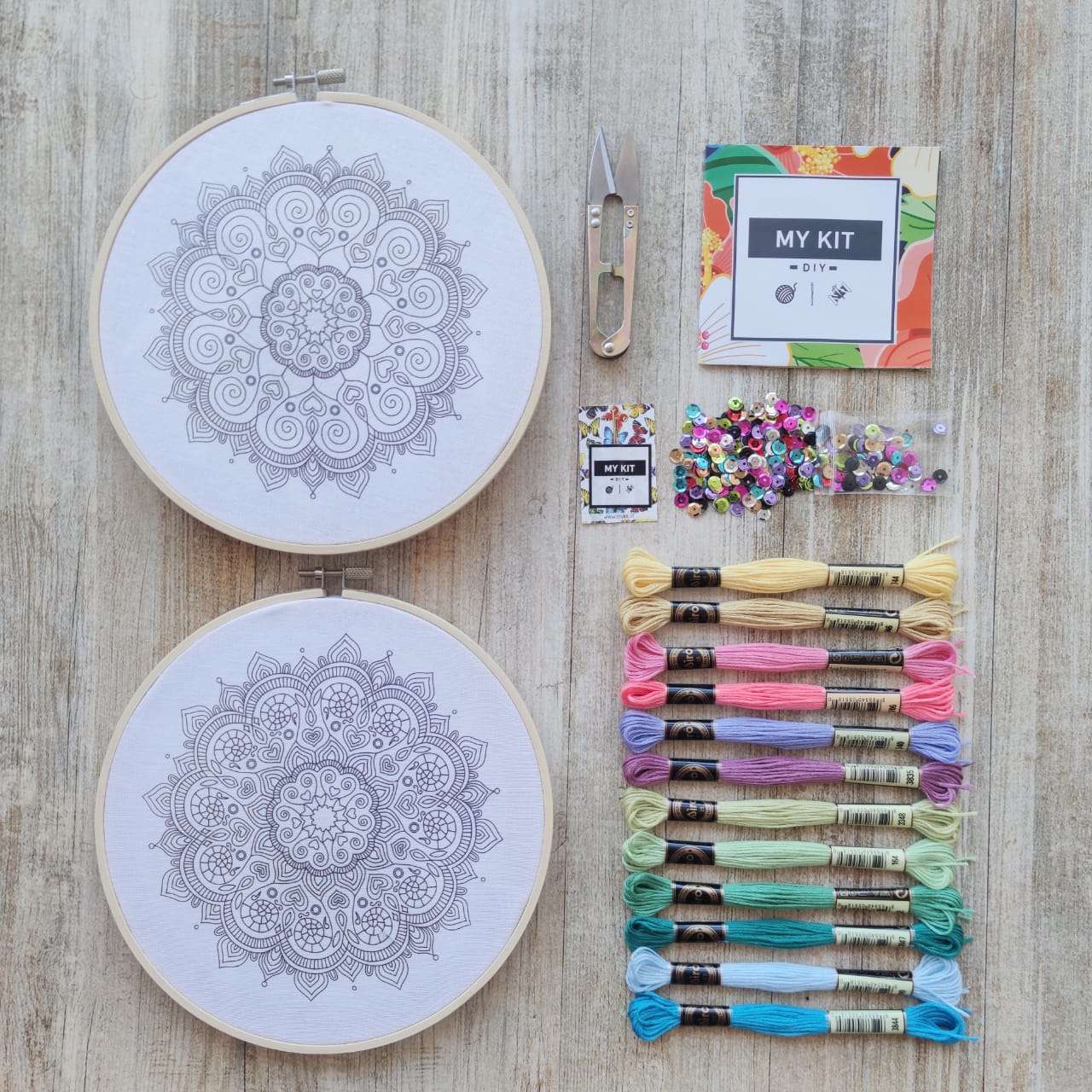 Kit 2 bastidores con diseños de Mandala Mia