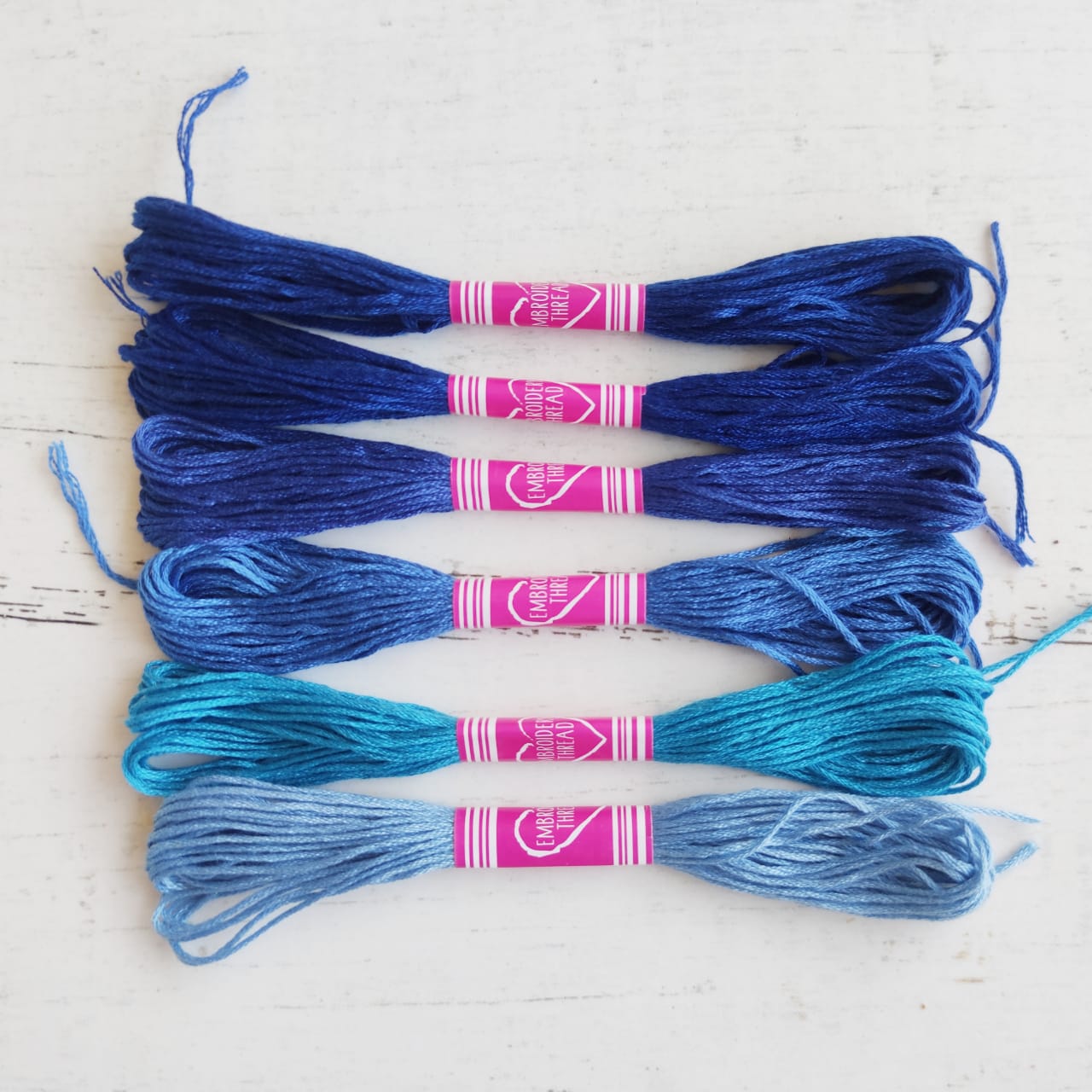 Kit 6 hilos mouline azules en degradé