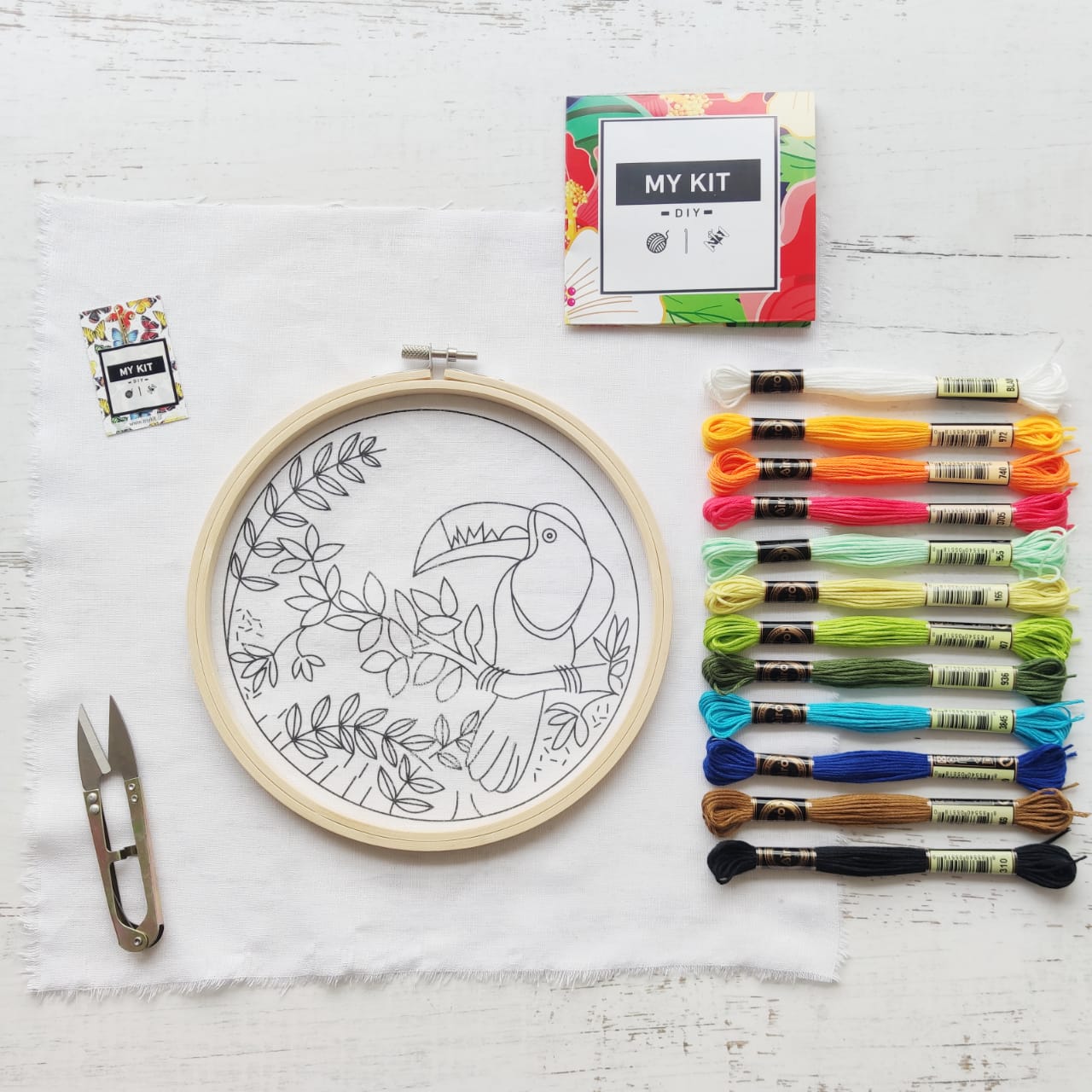 Kit en bastidor con esquema de puntos Tucán