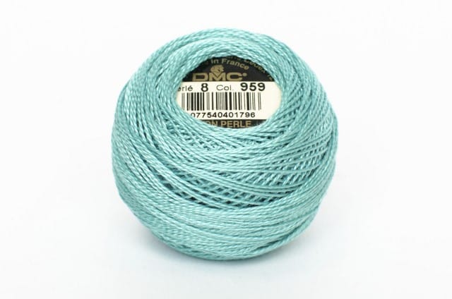 Algodón Perlé grosor 8 ovillos de 10 gr marca DMC