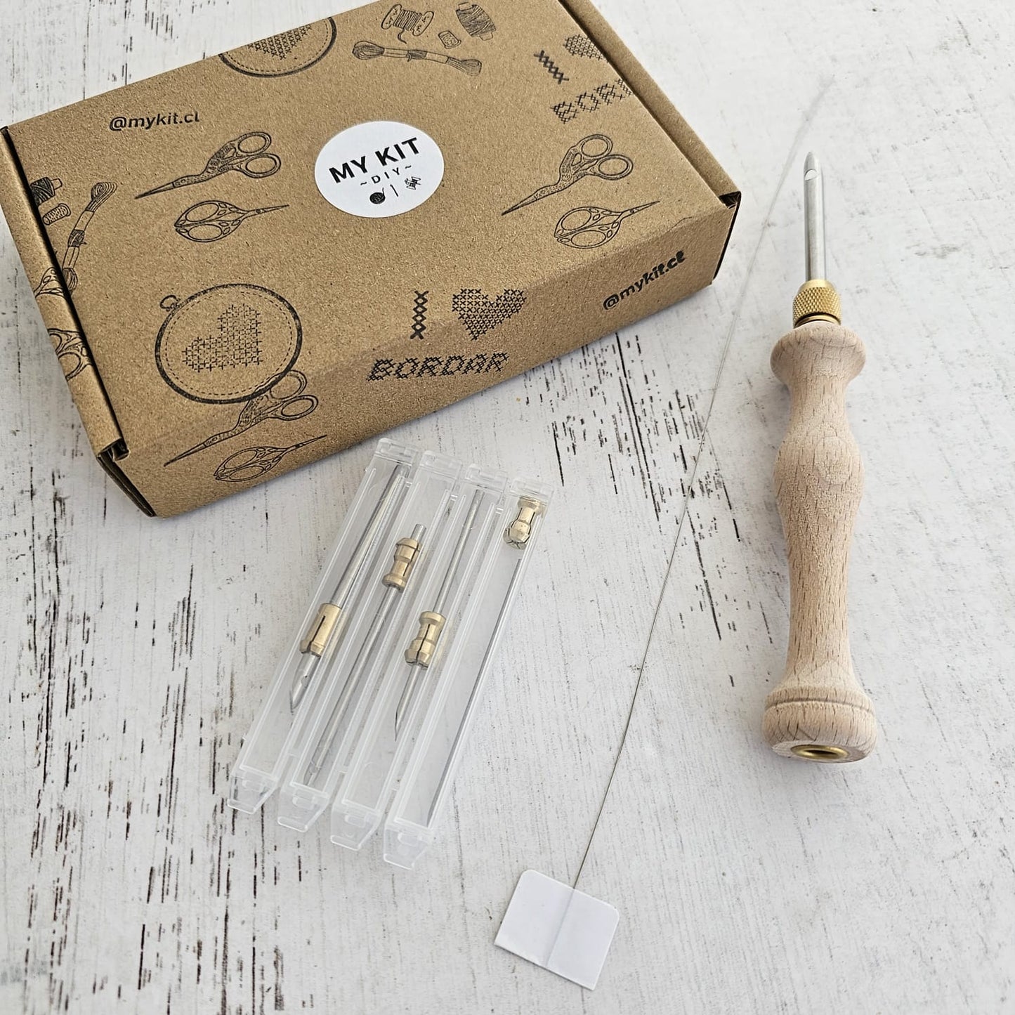 Kit de bordado con aguja mágica