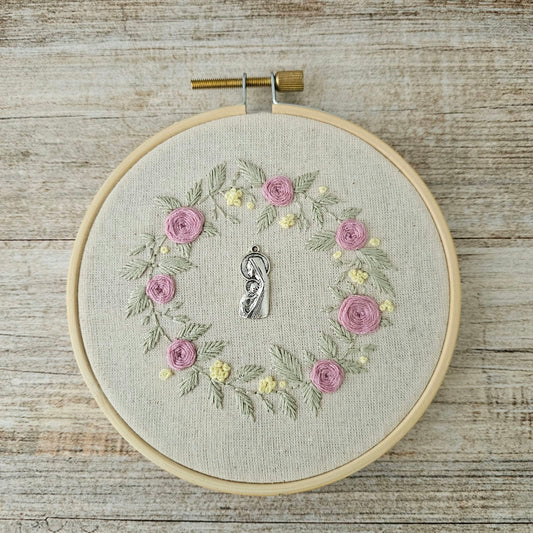 Kit Virgen María con flores