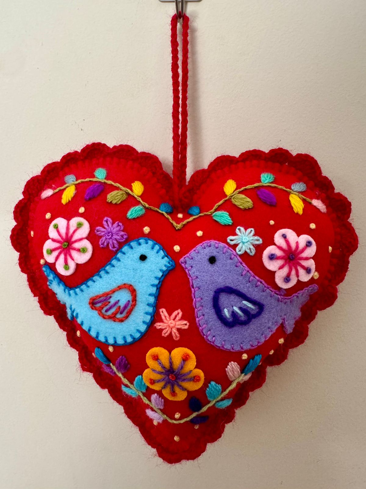 Kit corazón rojo bordado Ayacuchano