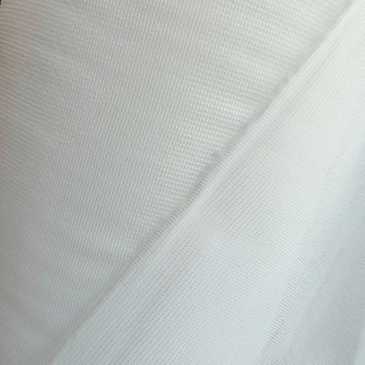 Entretela adhesiva para asegurar tus bordados