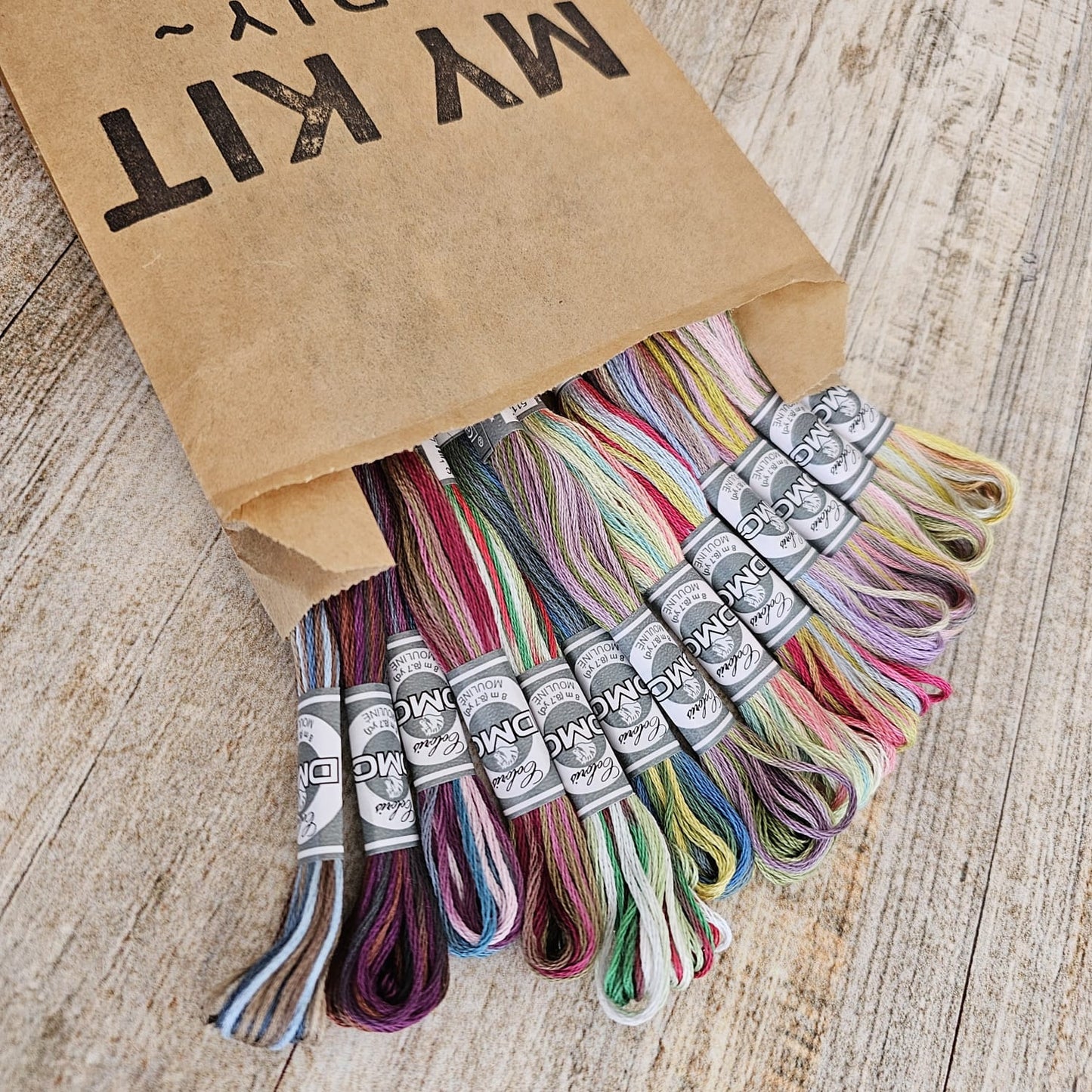 Kit hilo mouline DMC Coloris