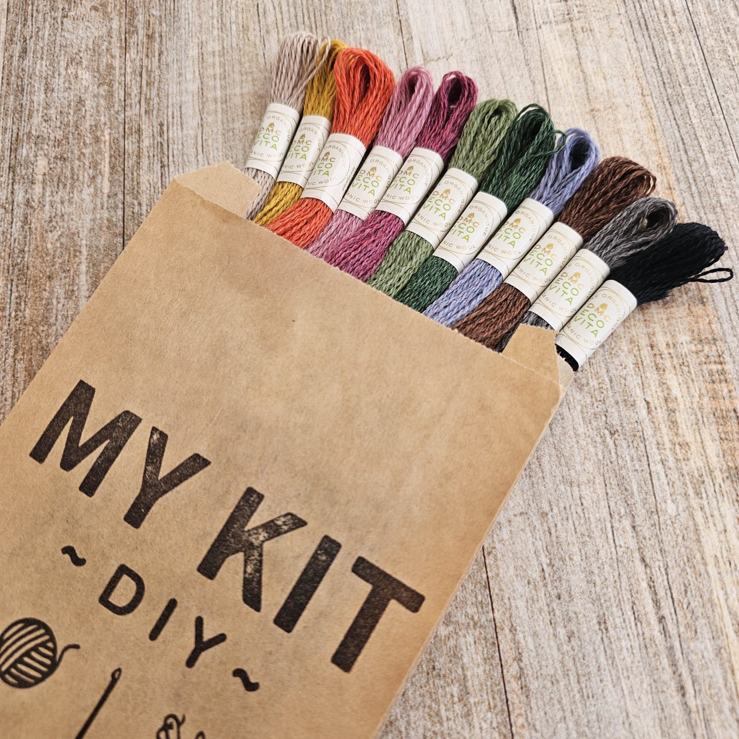 Kit hilo mouline crewel eco vita DMC – My Kit