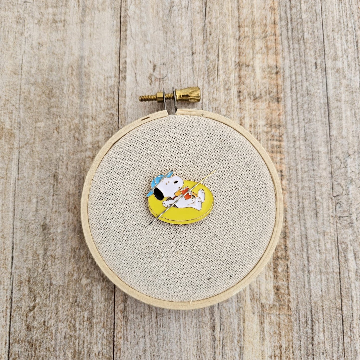 Imán para agujas Snoopy