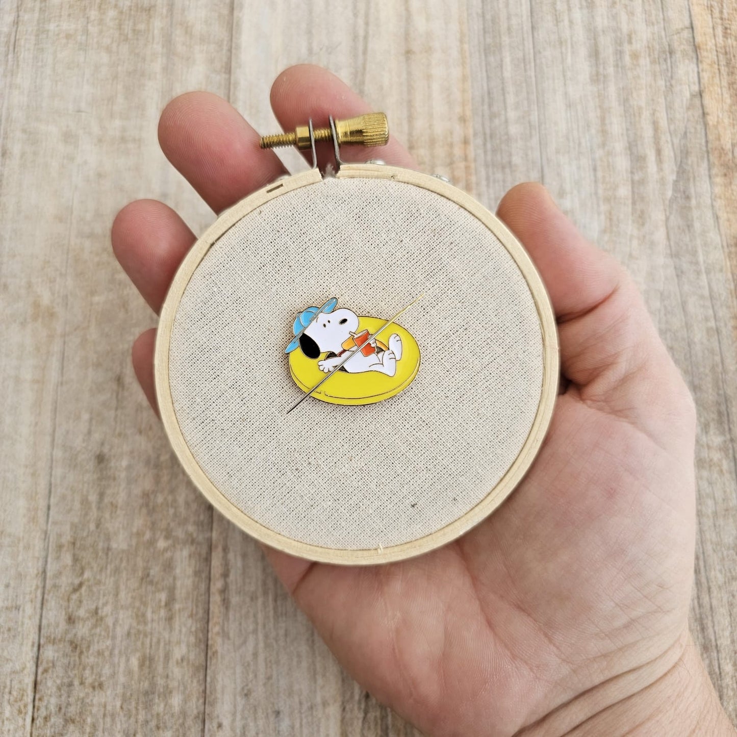 Imán para agujas Snoopy