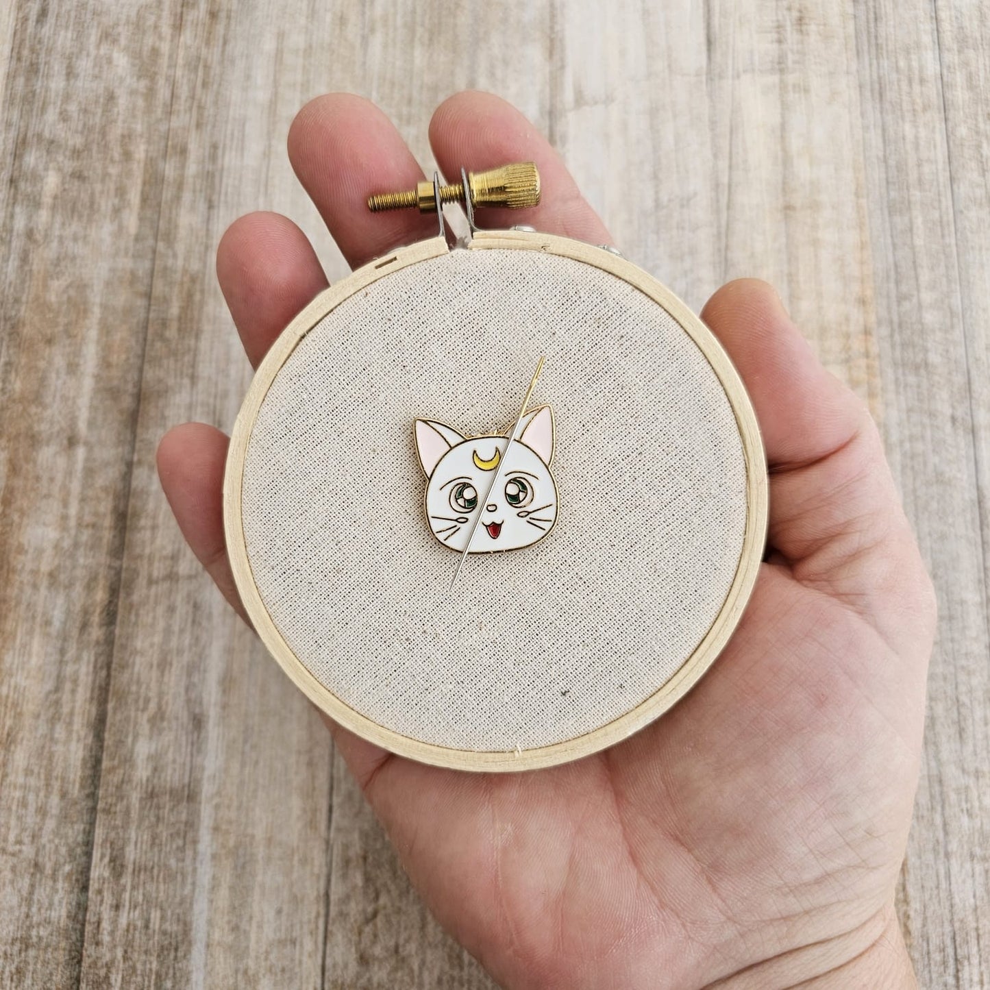 Imán para agujas Gato Sailor Moon