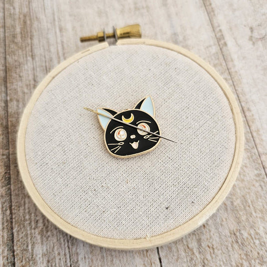 Imán para agujas Gato negro Sailor Moon