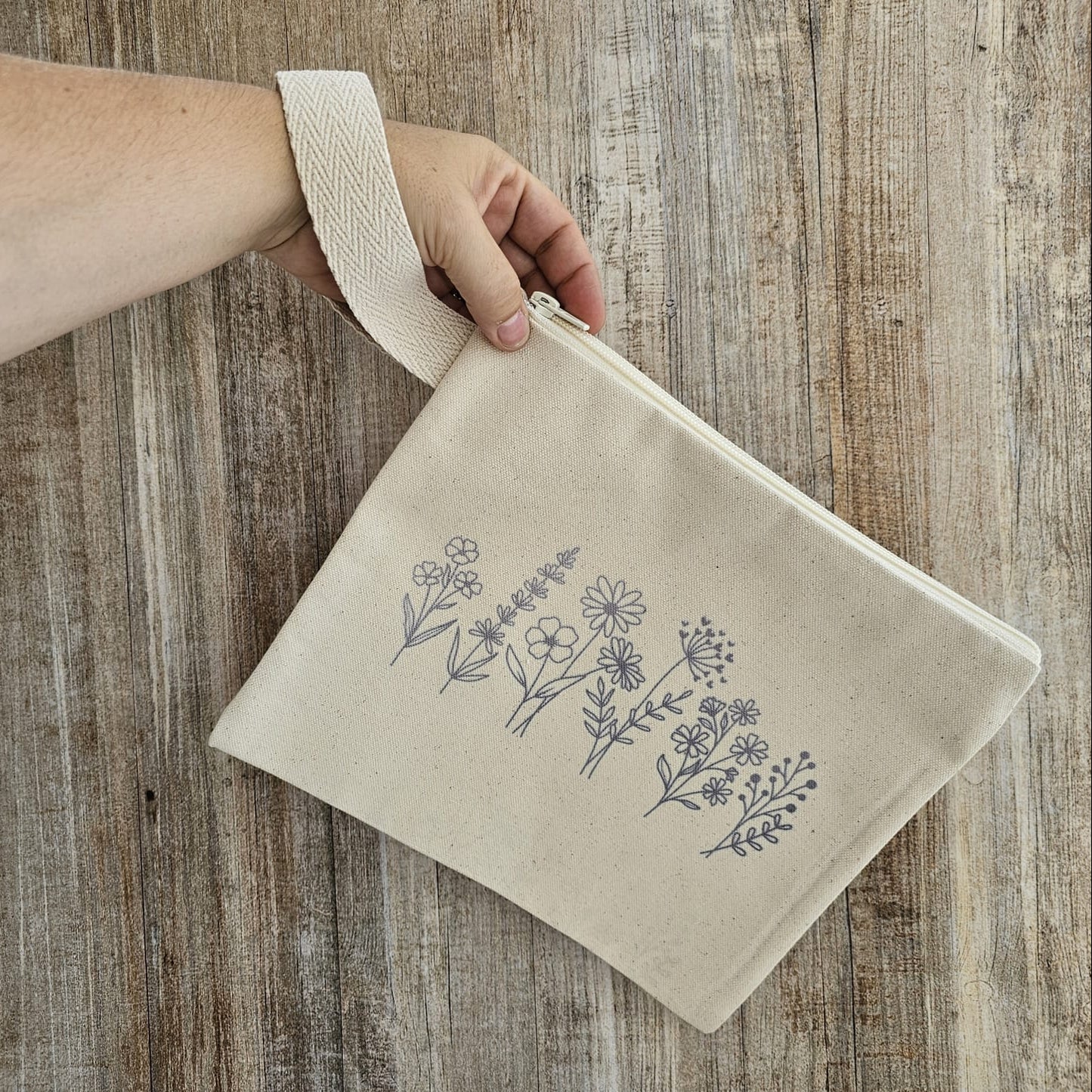 Kit cosmetiquero estuche flores Trinidad