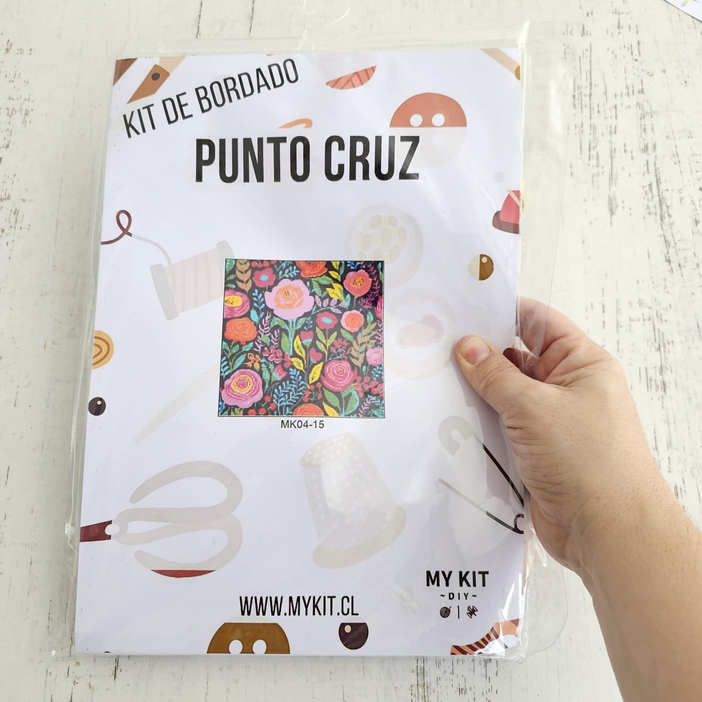 Kit punto cruz - Flores coloridas (40x40cm)-11ct