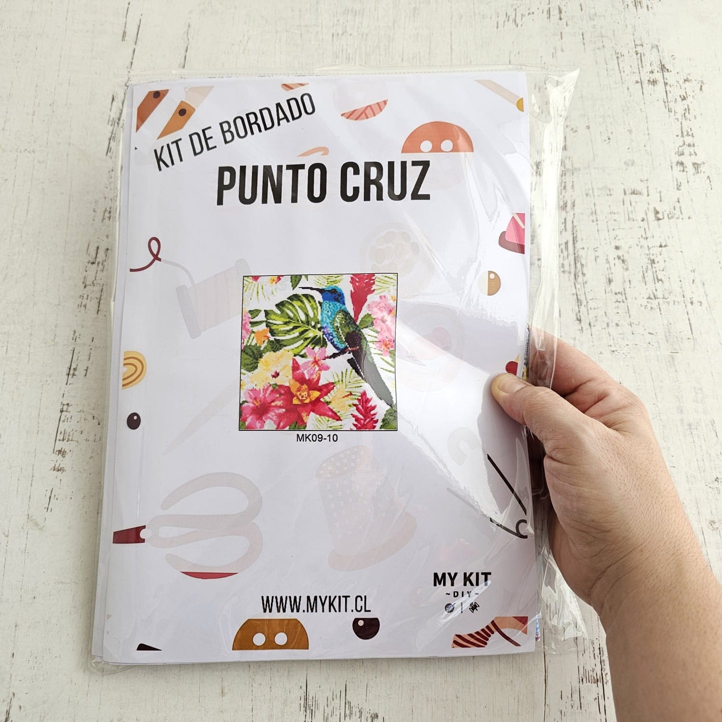 Kit punto cruz -Colibrí (40x40cm)-11ct