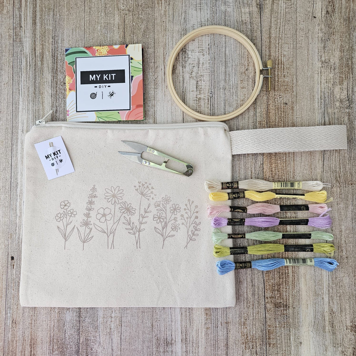 Kit cosmetiquero estuche flores Magdalena