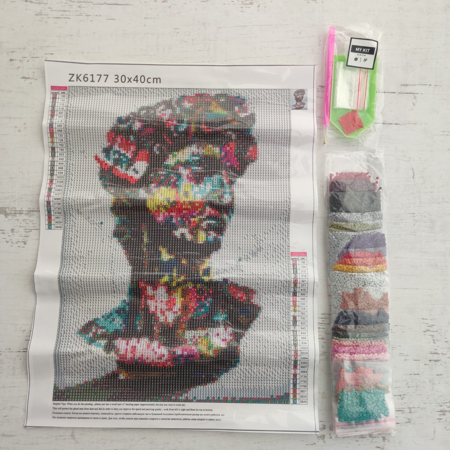 Kit pinta con diamantes 30 x 40 cm - Busto grafiti