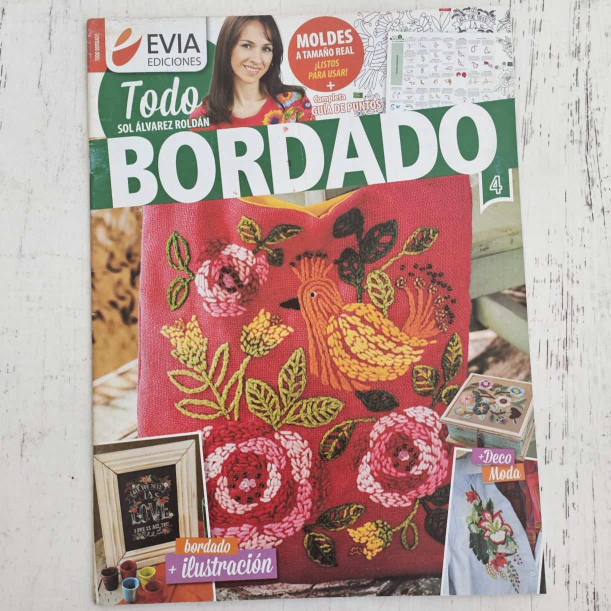 Revista bordado pajaritos y flores