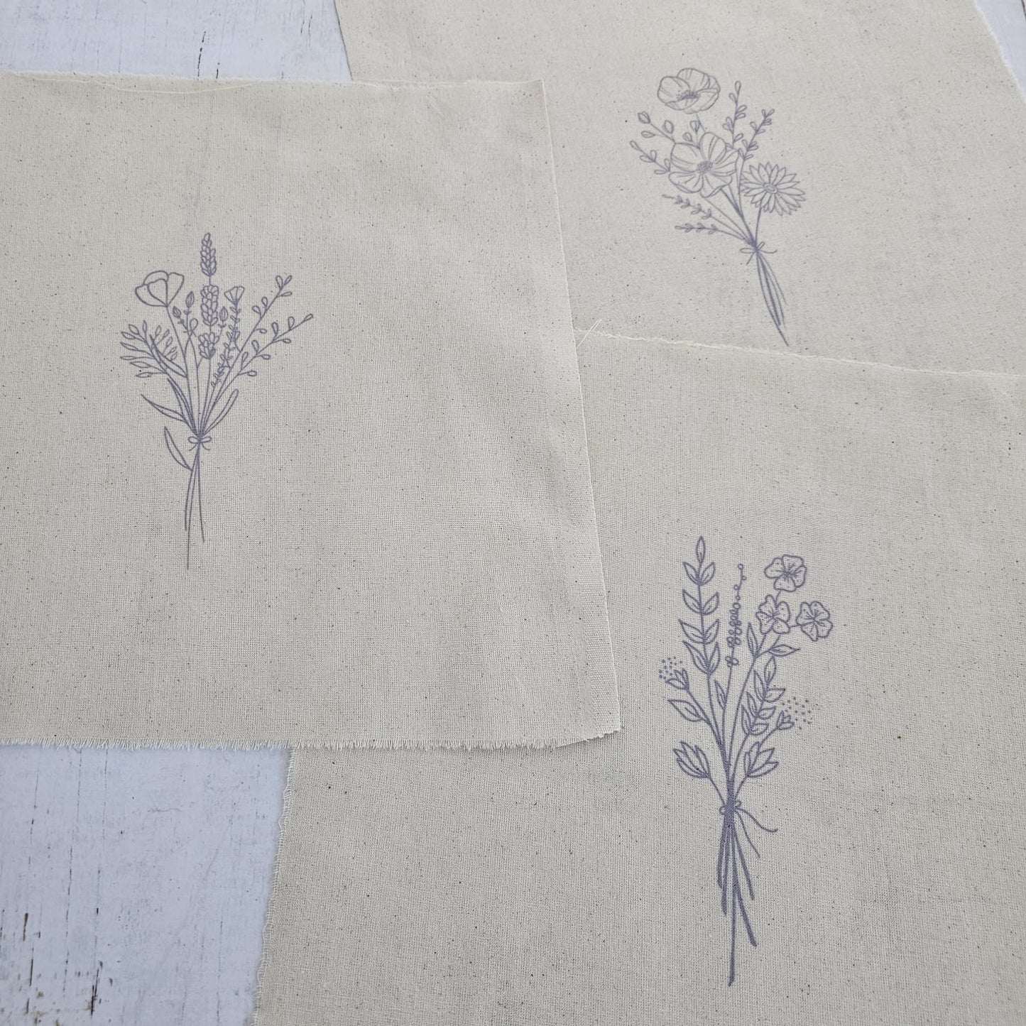 Kit 3 telas diseños RAMITOS DE FLORES