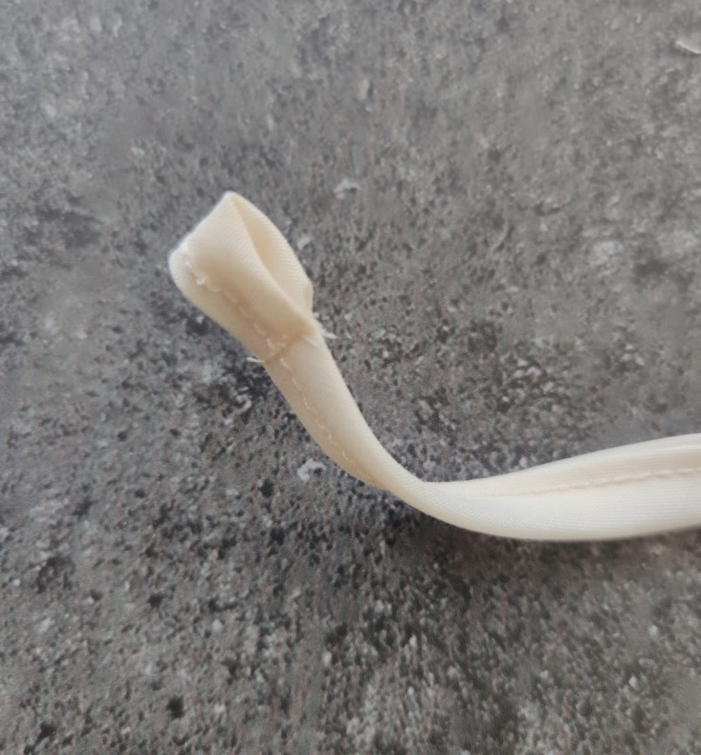 Kit_banderines _flores_bordado-kit_bordado_bastidor_madera-hilos_para_bordar-emprendimiento_mykit-chile