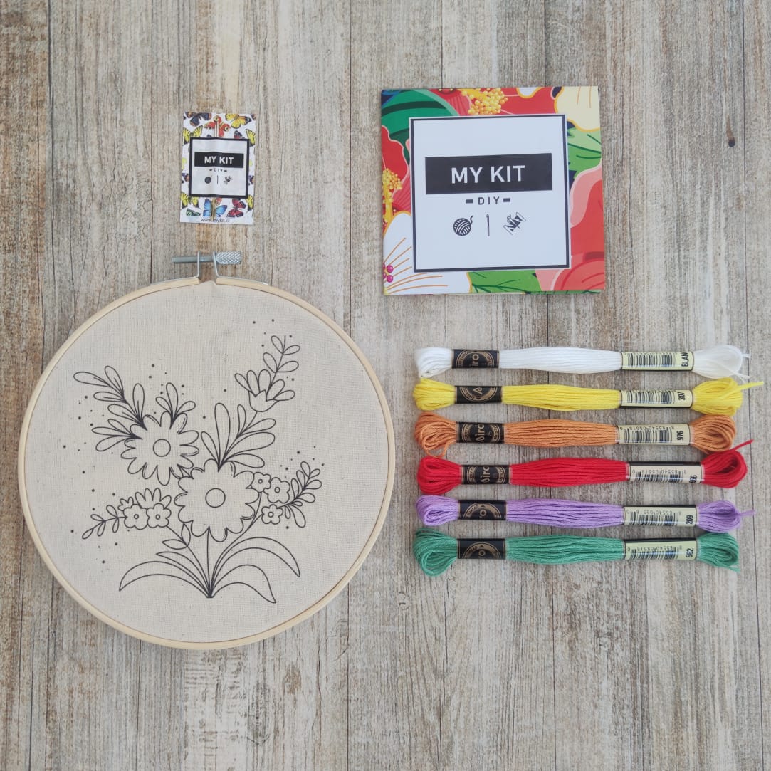 Kit en bastidor con esquema de puntos - Romina