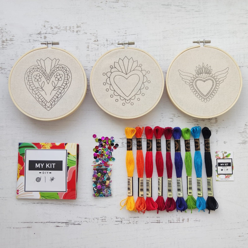 Kit 3 bastidores con diseños de Corazones Flavia