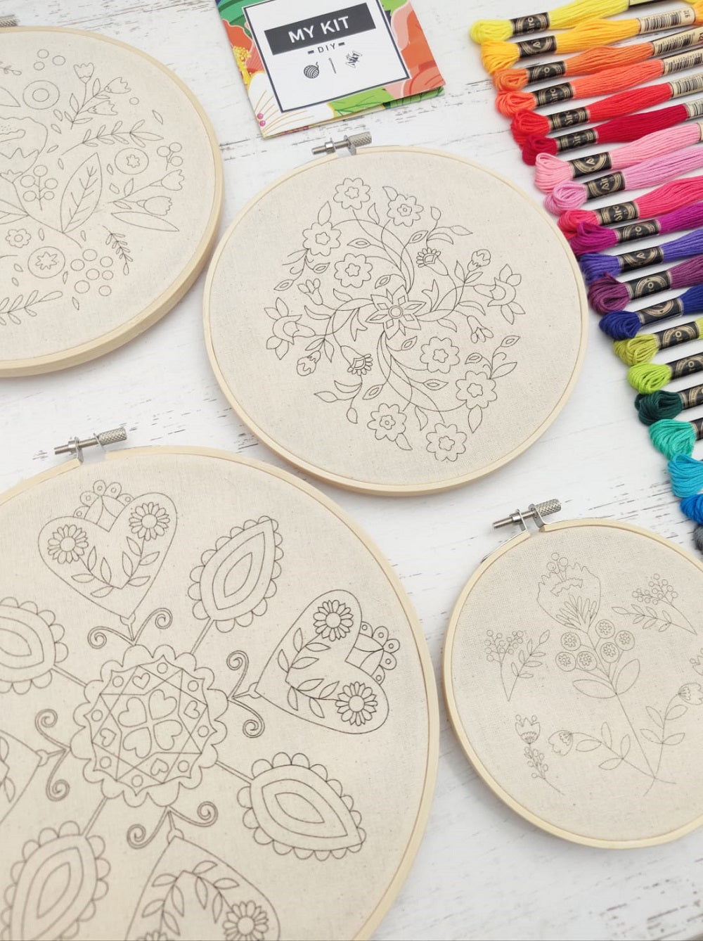 Kit 4 bastidores DISEÑOS FLORES con esquema de puntos Geraldine